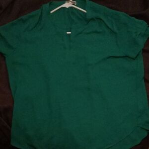 Green Short Sleeve Blouse